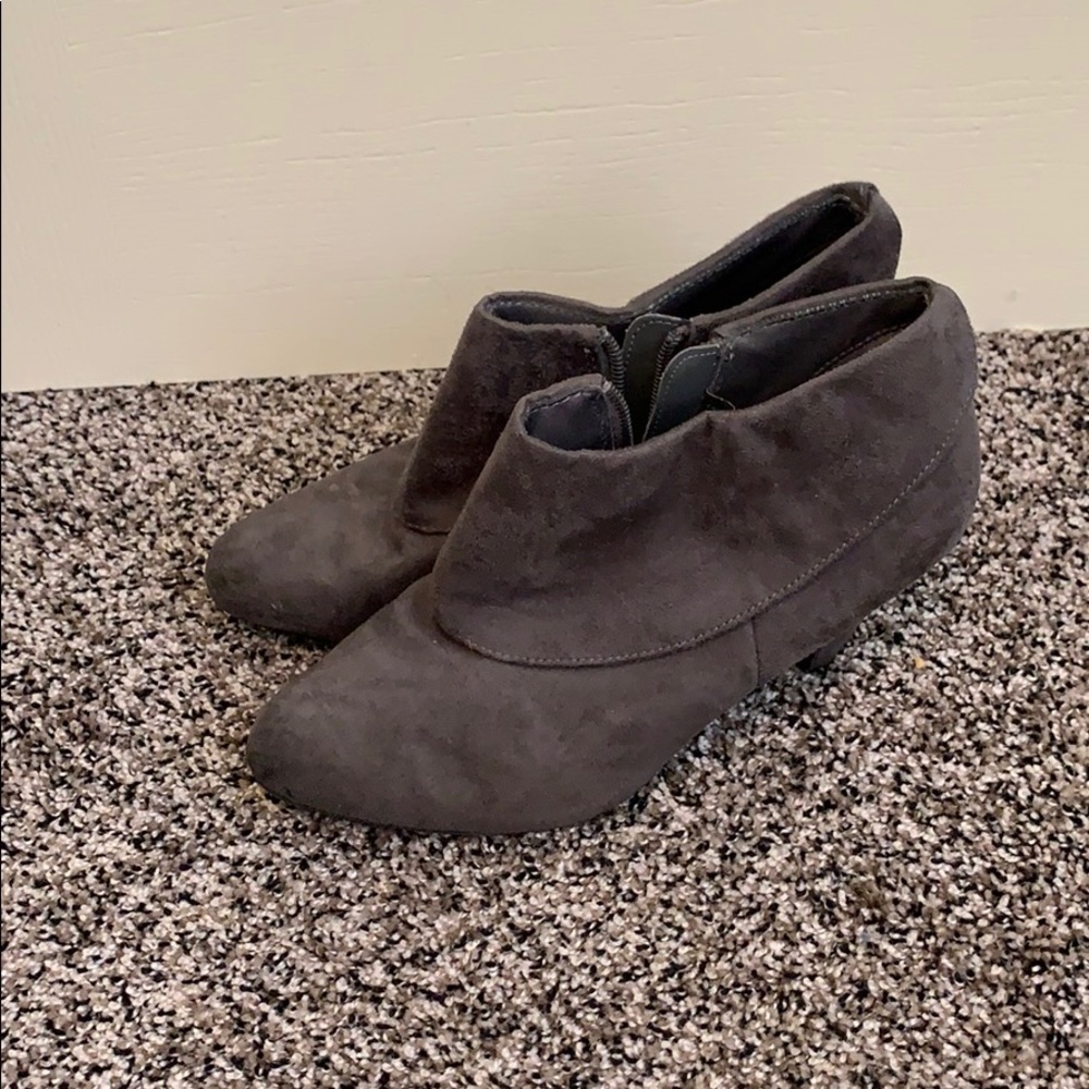 Ankle booties